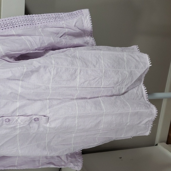 CJ Banks 3/4 Embroidered Sleeve Top - Picture 3 of 11